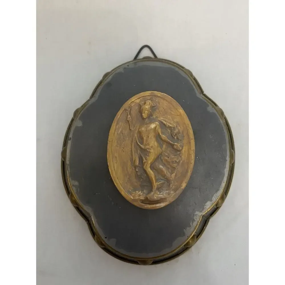 Vintage Neoclassical Mercury Plaster Grand Tour Intaglio Wall Art Medallion 3.5